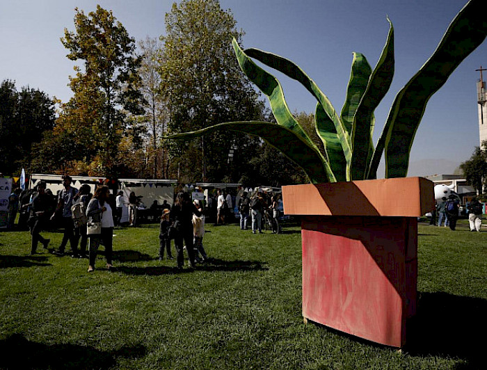 imagen correspondiente a la noticia: "Comunidad celebra el Día de la Tierra en Feria de Sustentabilidad UC"