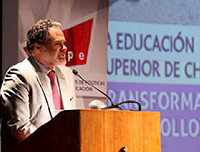 imagen correspondiente a la noticia: "Presentan libro que analiza la Educación Superior en Chile"