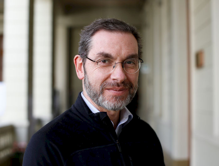 Director de la Dirección Académica de Docencia UC