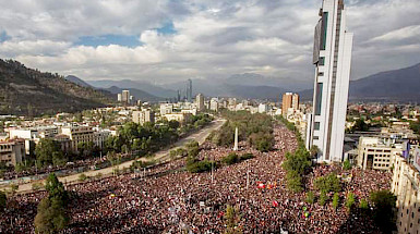 Foto de Plaza Italia con más de un millón de manifestantes