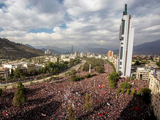 Foto de Plaza Italia con más de un millón de manifestantes