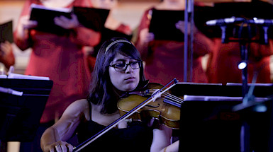 Violinista en el Encuentro de Música Sacra