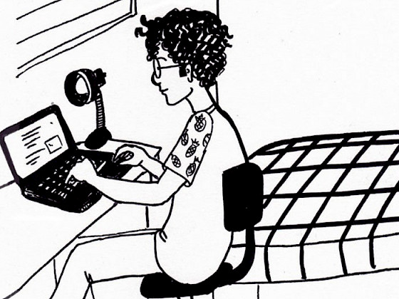 Imagen de perosna trabajando en un computador