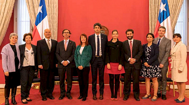 Nuevo Consejo Conicyt junto a autoridades del Ministerio de Ciencia, Tecnología e Innovación. Foto: La Tercera