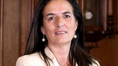 Paulina Gómez, decana de la Facultad de Comunicaciones UC.