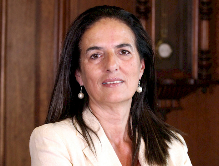 Paulina Gómez, decana de la Facultad de Comunicaciones UC.