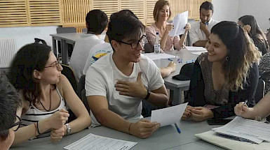 Tutorías a alumnos que ingresan por admisión especial a la Universidad Católica.