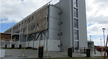 Edificio CEBIMA que funciona en la U, de Magallanes.- Foto CEBIMA