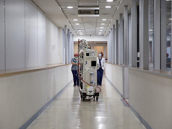 Atención de salud en Hospital UC. Foto Dirección de Comunicaciones.