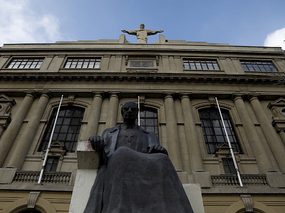 Frontis Casa Central