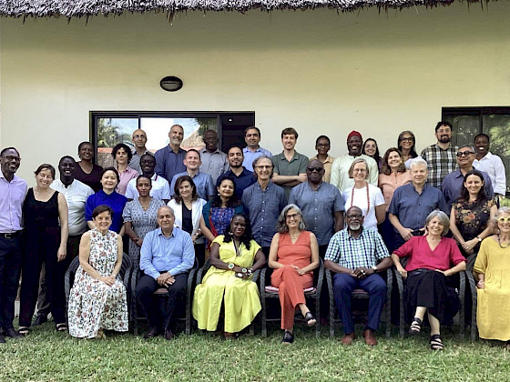 Margarita Greene con representantes y expertos