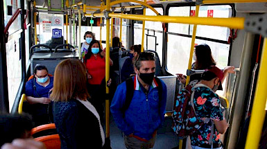 multitud en la calle. Foto Dirección de Comunicaciones