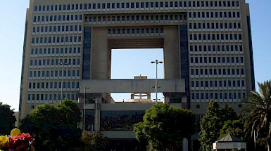 Foto del frontis del edificio del Congreso Nacional en Valparaíso.