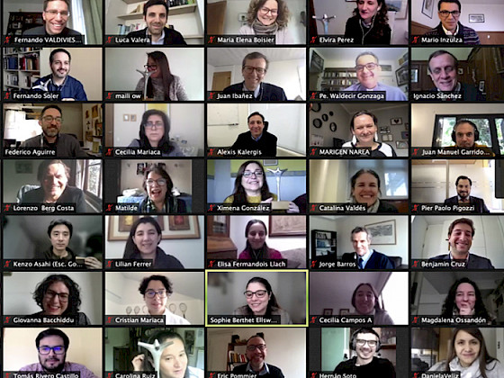 Pantallazo de los profesores y autoridades de la UC en la premiación realizada a través de Zoom