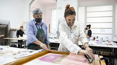 Alumnos trabajando en el taller. Foto Dirección de Comunicaciones