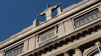 Fachada Casa Central.- Foto Dirección de Comunicaciones