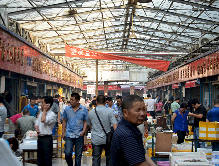 Foto del mercado de Wuhan, donde pudo haberse originado el coronavirus.