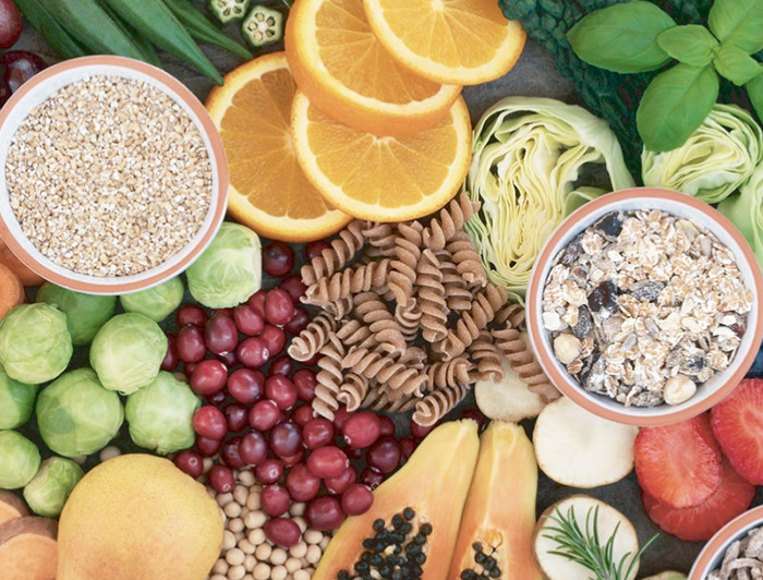 Portada del libro Alimentos e Inmunidad: Cocinando en tiempos de pandemia.- Foto FCB