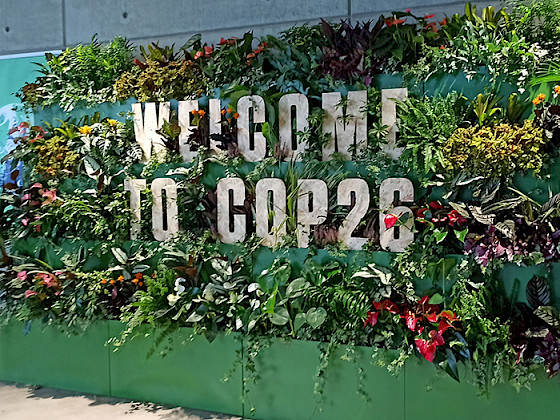 Foto del escenario principal de la COP26 en Escocia.