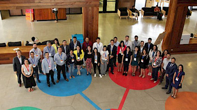 Profesionales, provenientes de Paraguay, Ecuador, Colombia y Chile; cuenta con representantes de instituciones públicas, universidades y empresas en el Summer School.