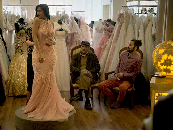 Fotografía de mujer palestina con vestido de boda.