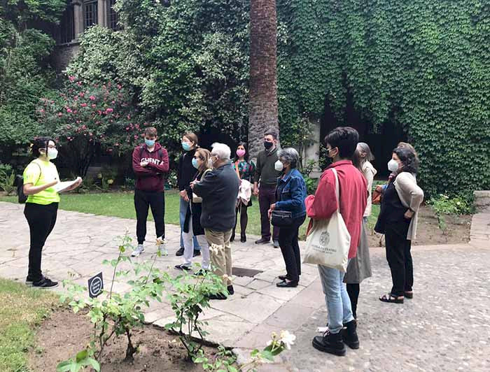 imagen correspondiente a la noticia: "Egresados UC y sus familiares recorrieron el Campus Oriente"