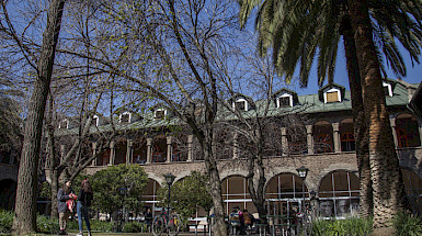 Alumnos en campus Oriente.- Foto Dirección de Comunicaciones