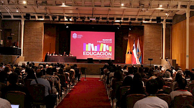 Salón Fresno, Summit Internacional de Educación