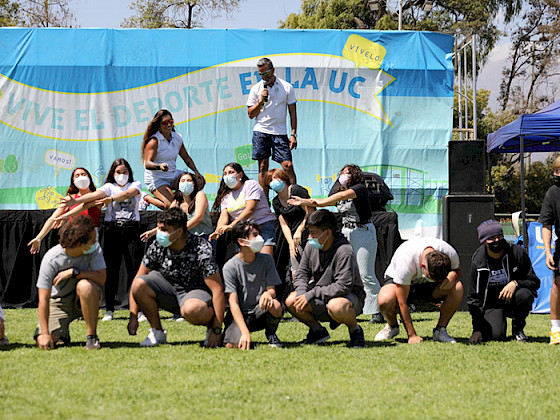 Alumnos de intercambio en actividades en San Joaquín. - Foto Dirección de Comunicaciones