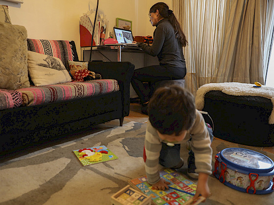 Equidad de género: carga de trabajo no remunerado.- Foto Karina Fuenzalida