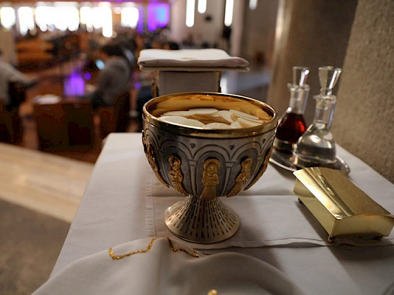 Foto de un cáliz sagrado.