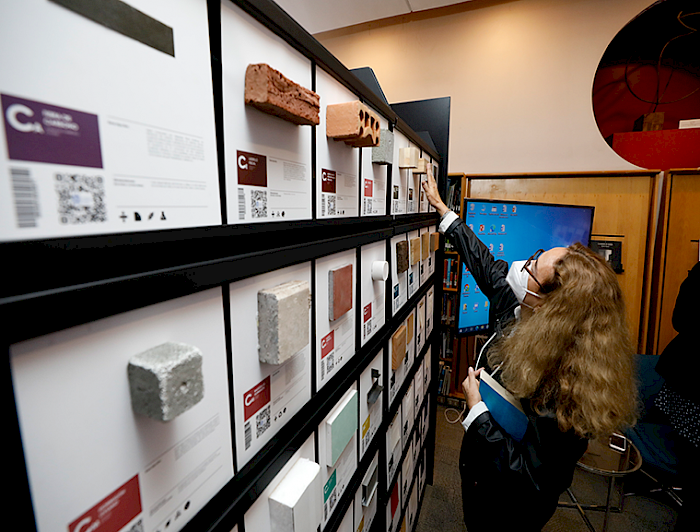 imagen correspondiente a la noticia: "Inauguran Materioteca UC:  "biblioteca de materiales" inédita y única a nivel nacional"