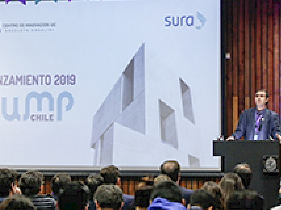 Panorámica de la ceremonia de lanzamiento del concurso Jump Chile 2019