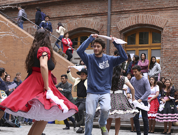 imagen correspondiente a la noticia: "Vuelve la "Semana de la Chilenidad" a los campus"