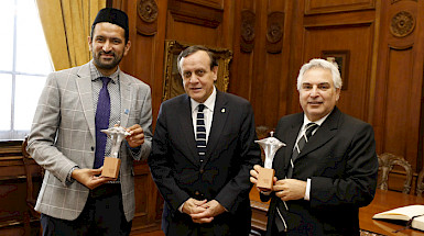 Visita fundadores de la Confraternidad Judeo Musulmana a la UC.- Foto Dirección de Comunicaciones
