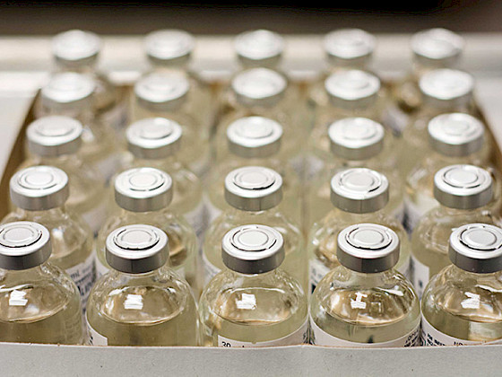 Frascos de vidrio en relación a las vacunas