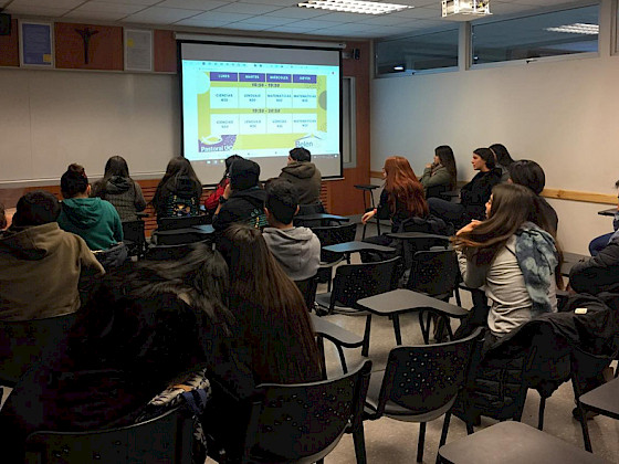 Estudiantes en clases