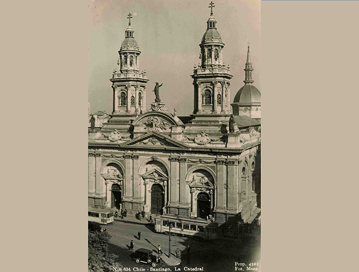 Fotografía de la Catedral De Santiago en 1935, gentileza Fernando Pérez.
