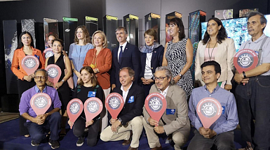 La primera dama, Cecilia Morel junto a Ministros y Subsecretarios en el Lanzamiento de la "Ruta Astroturística de la Región Metropolitana"