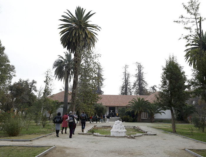 imagen correspondiente a la noticia: "Casona de Pirque inicia restauración del parque y exteriores"