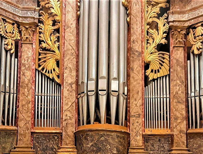 Gran órgano en la catedral de Santiago de Chile