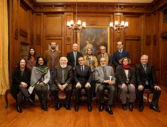 imagen correspondiente a la noticia: "UC y Fundación de la Vicaría de la Solidaridad firman acuerdo de colaboración académica"