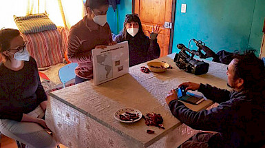The research team interviewing a study participant about Mapuche ancestry.
