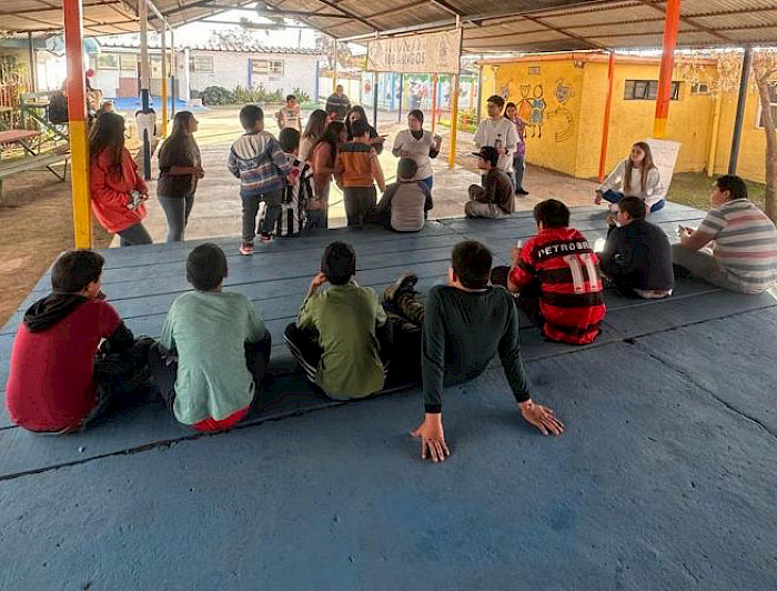imagen correspondiente a la noticia: "Estudiantes de Odontología UC realizan actividad en hogar de niños de Peñaflor"