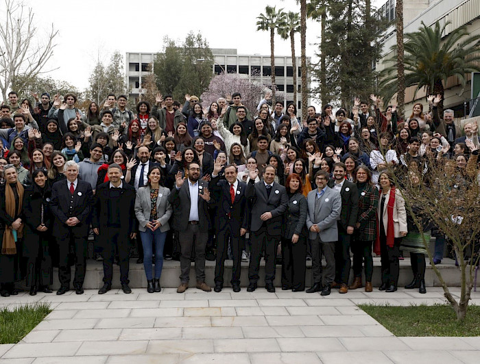 imagen correspondiente a la noticia: "UC prepara 700 tutores y tutoras para apoyar la reactivación educativa de Chile"