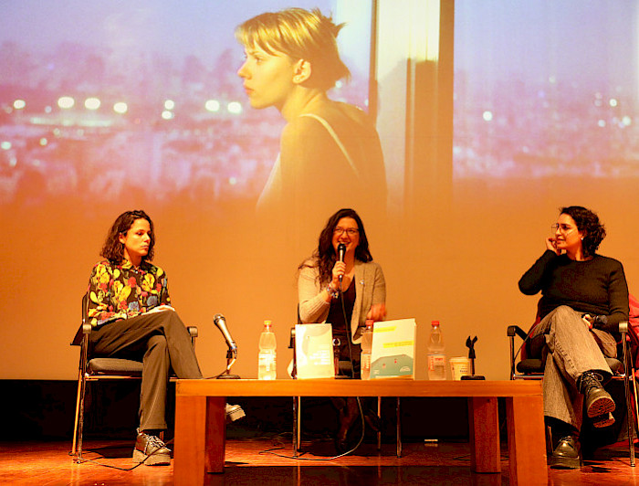 imagen correspondiente a la noticia: "Francisca Alegría, Fernanda Urrejola y María José Navia conversaron sobre cine y literatura"