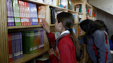 Niños en la Biblioteca del ECIM.- Foto Dirección de Comunicaciones