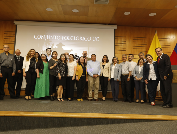 imagen correspondiente a la noticia: "Conjunto Folclórico UC celebra 30 años de guitarreo, canciones y cueca"