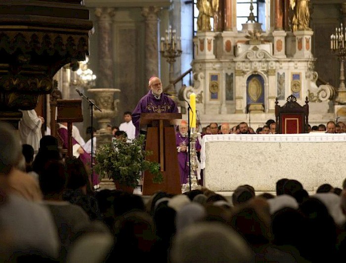 Monseñor Celestino Aós, administrador apostólico de Santiago.