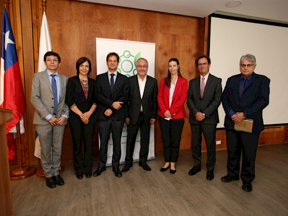 Académicos y autoridades en lanzamiento de Núcleo Milenio.